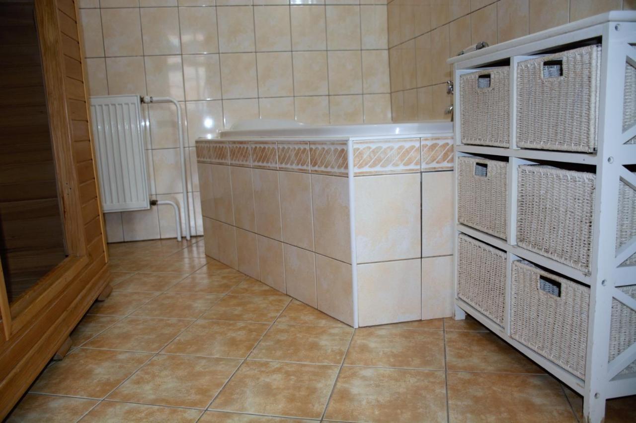 Na Konske Farme Apartment Malecov Bagian luar foto