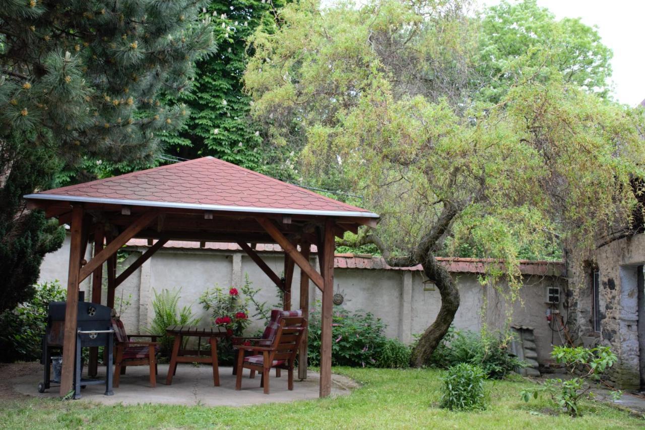 Na Konske Farme Apartment Malecov Bagian luar foto